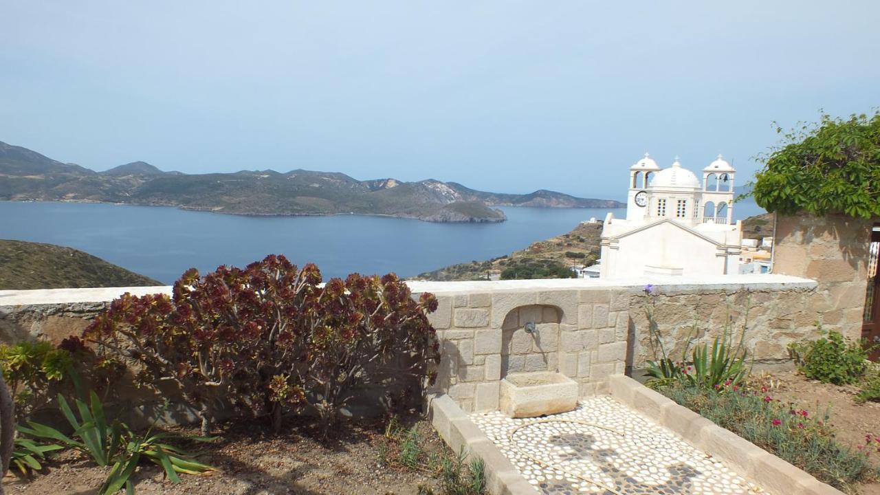Villa De Viento Tripiti Exterior photo